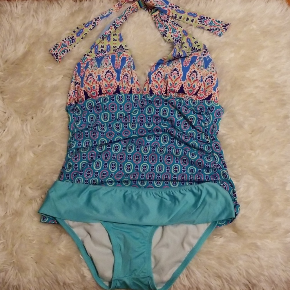 APT 9 Women's Swim Top Sz M & Bottoms are a SM